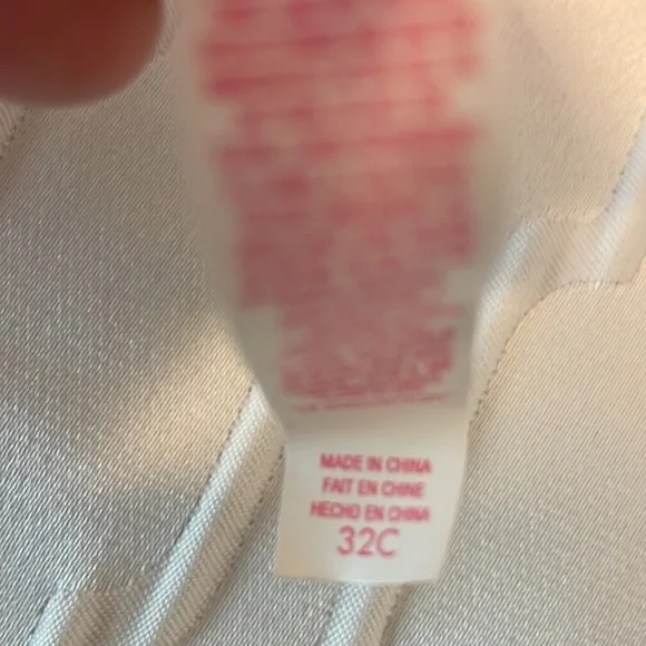 Victoria’s Secret Surf The Flirt Bandeau Bikini Swim Top Size 32C - Picture 9 of 9